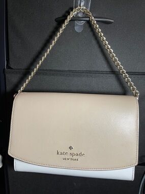 kate spade Two-Tone Cream and White Chain Shoulder Bag